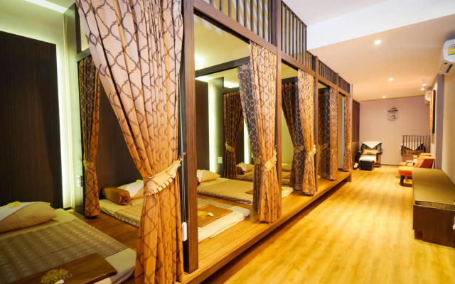 Eastpana Hotel