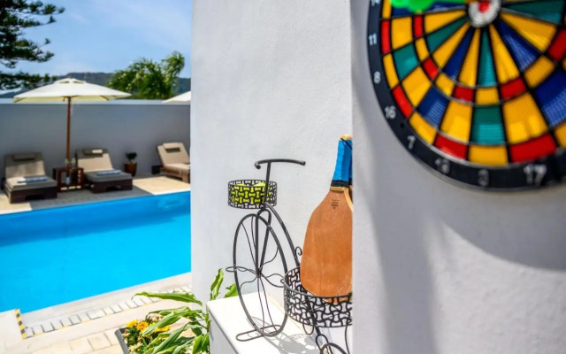 Pervolia-House