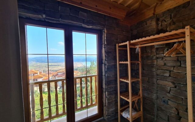 Amber Suites Akyaka +6