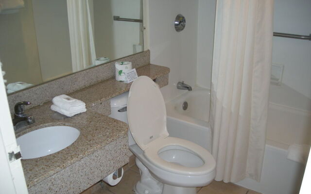Clarion Inn & Suites