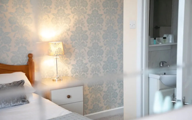 Trelawney Hotel