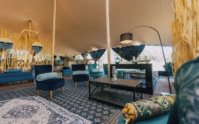 Kruger Untamed - Satara Plains Camp