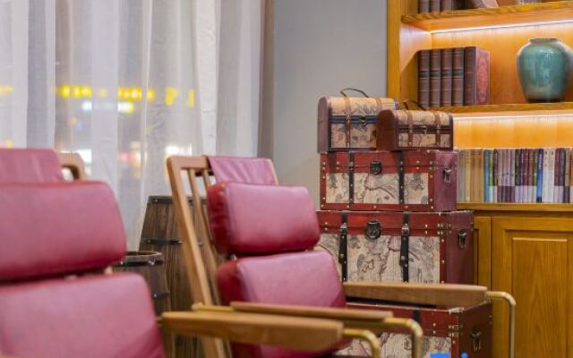 James Joyce Coffetel Hotel (Beijing Wangjing Subway Station)