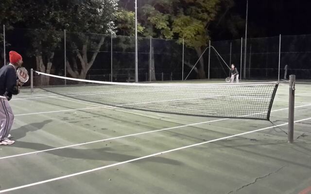 Christmas Creek Cafe & Cabins