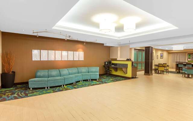 La Quinta Inn & Suites by Wyndham Midland North
