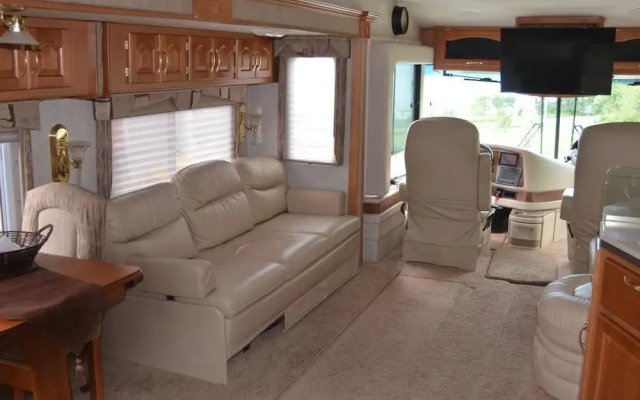 Sea Parrot Ocean View Resort