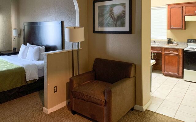 Quality Suites Houston NW Cy-Fair