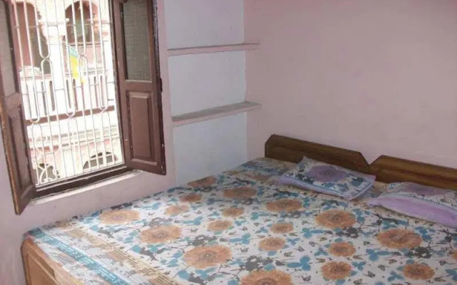 Safari Guest House