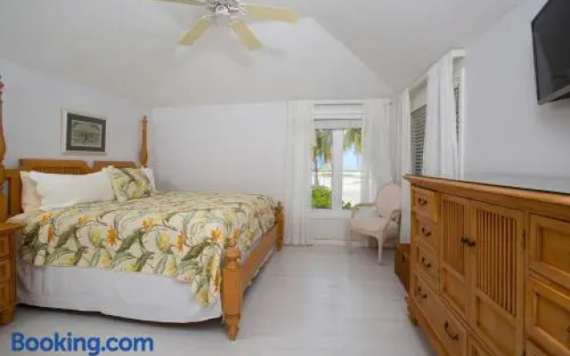 Two Rainbows by Grand Cayman Villas & Condos