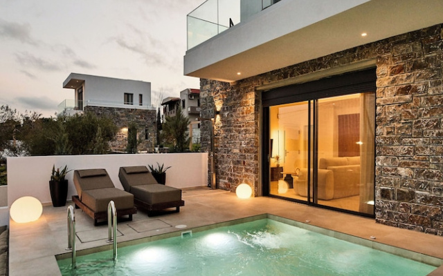 POLYTELIA | Luxury Living