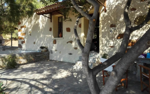 Trouli House