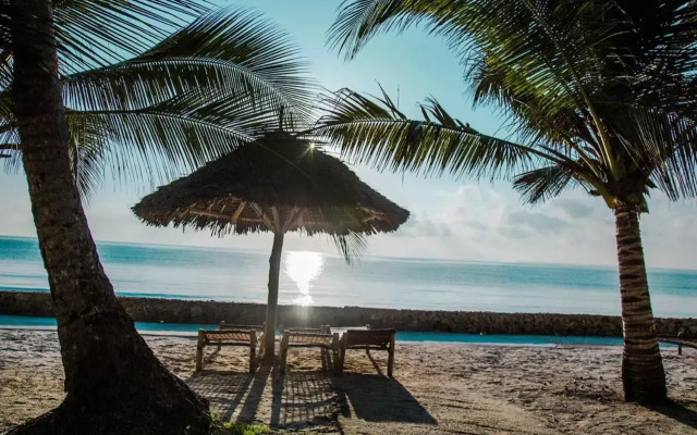 Jaz Adonia Beach Resort