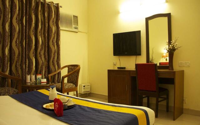 OYO 495 Hotel Chaupal