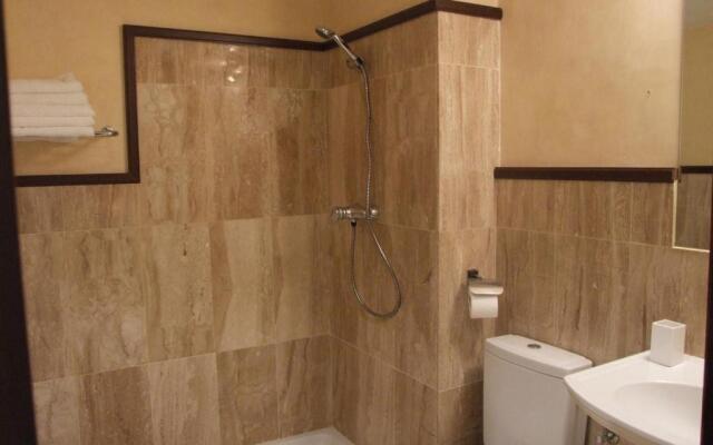 2 Bedroom Apartments on Private Gated Development