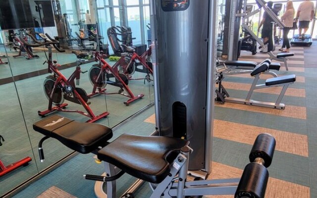 Design District Bay View Cielo Stays