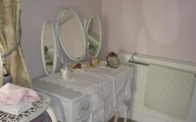 The Homestead Bed & Breakfast