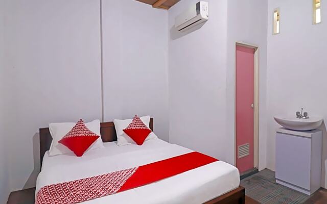 OYO 91807 Kemalasari Guesthouse