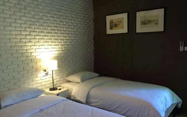 Nokhook House Trang - Hostel