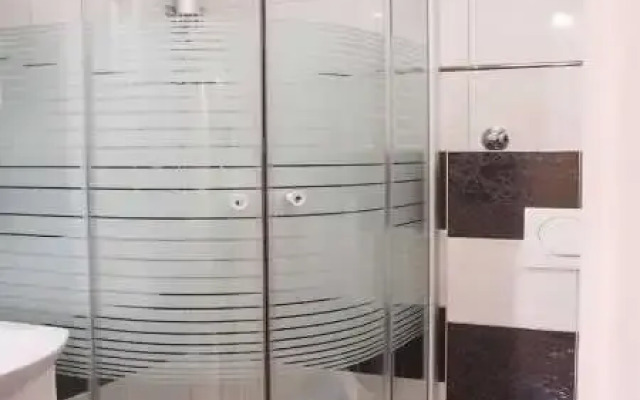 Apartments & Rooms Toni