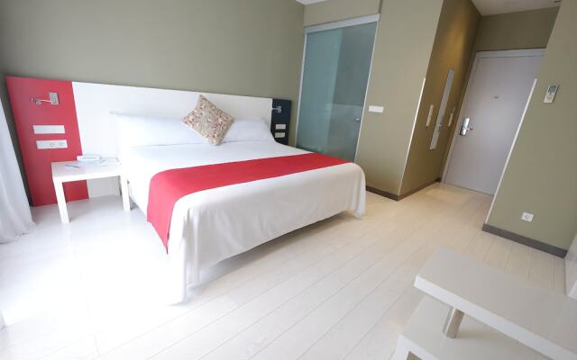 Magno Suites