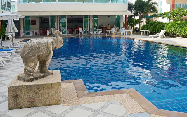 The Trend Kamala Hotel