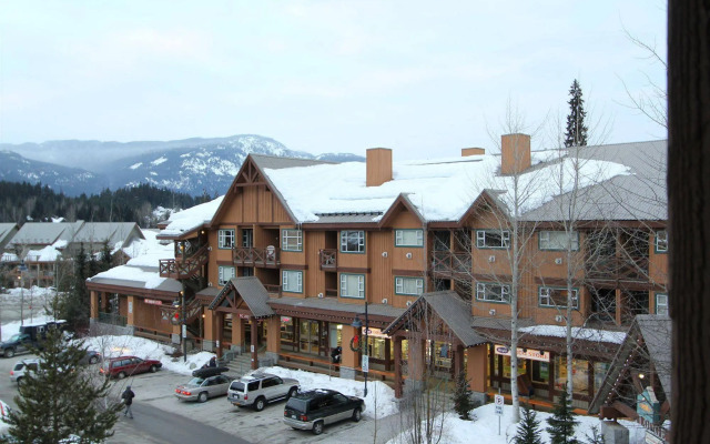 Marketplace Lodge by Whistler Retreats