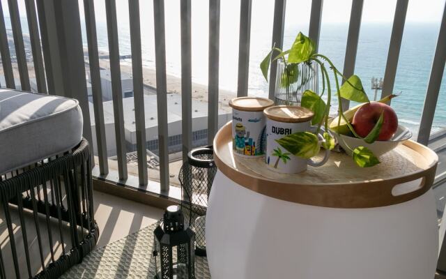 HiGuests - EMAAR 52-42