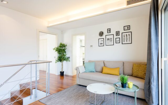 Unique Rentals - Placa Catalunya