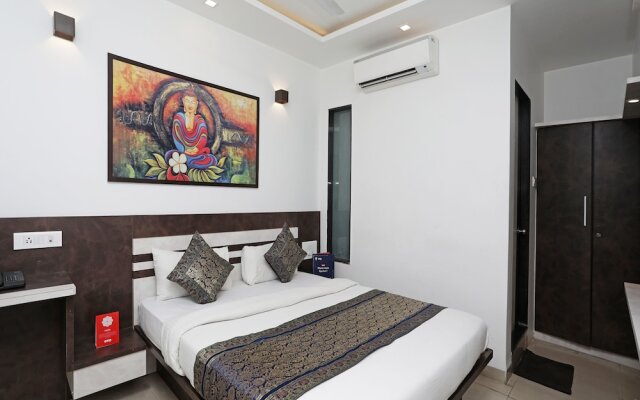 OYO 946 Royce Studio Apartments