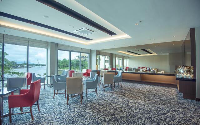 Astana Wing - Riverside Majestic Hotel