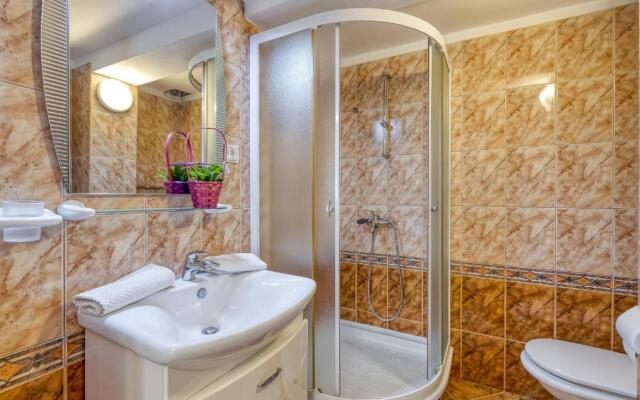 Apartment complex Slavica