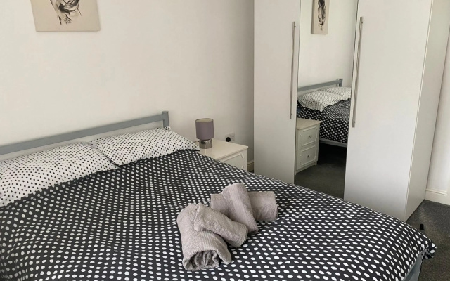 Cosy Dog Friendly Cottage, Sleeps 4, Bridlington