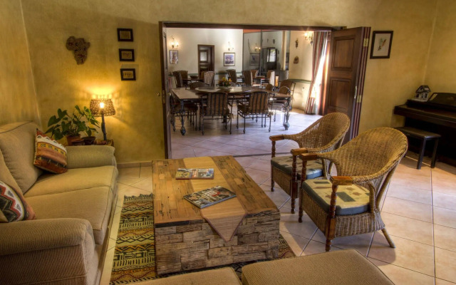 Tladi Lodge