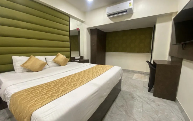Hotel B Town