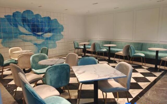 Xana Hotelle Hotel (Foshan Nanhai Wanda)