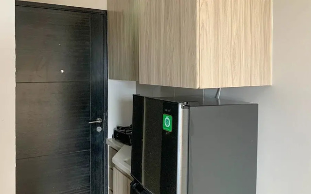 Cozy Studio at Belmont Residence Puri Apartment