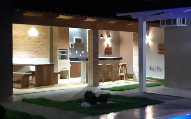 CASA COM PISCINA no CENTRO