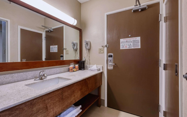 Comfort Inn Shepherdsville - Louisville South