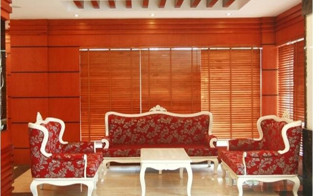 Hoa Nam Hotel