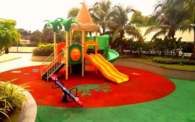 Superb Seaview Royal Strand Danga Bay Country Garden