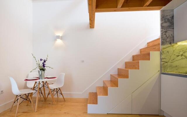 Almada Studio 419