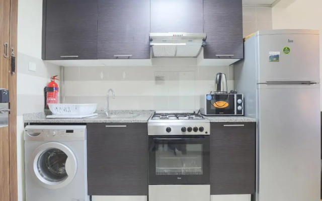 Super OYO 323 Home 417, Imperial Residence Tower B, Studio - Hotel in ดูไบ - Photo 2