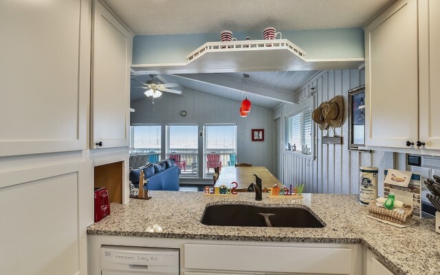 Beachfront Charm - 3 Br Home