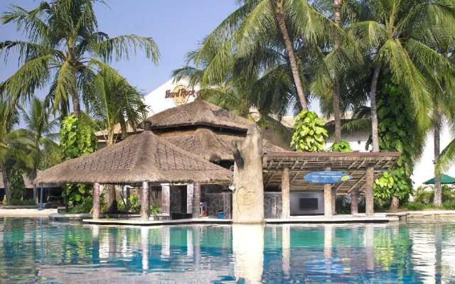 Отель Hard Rock Hotel Bali