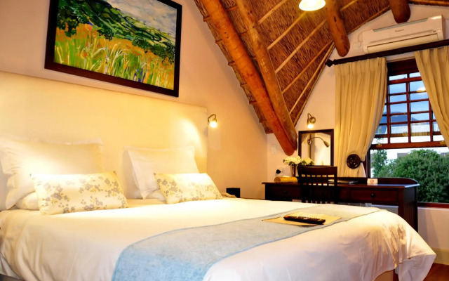 Oakhurst Hotel