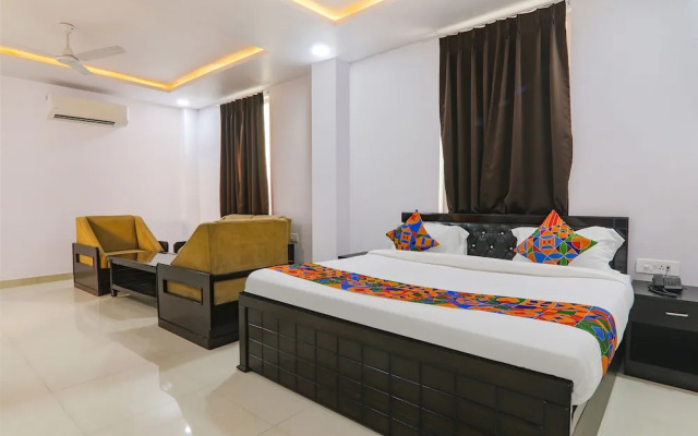 Fabhotel Ananda Inn