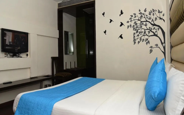 OYO 3537 Hotel Landmark