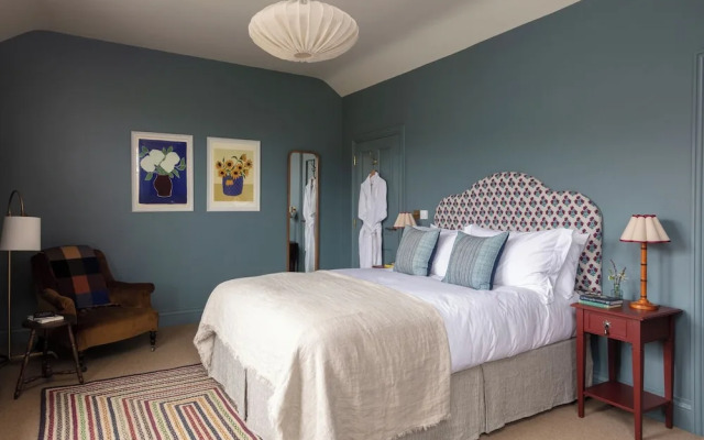 The Kirkstyle Inn & Sportsman's Rest