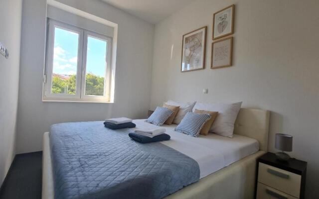 NEW Modern-Park view-5 minutes from Diocletian's Palace