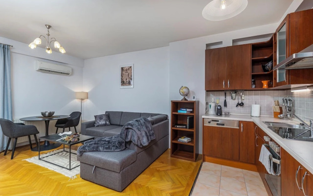 Venus Apartments - Helena Haz